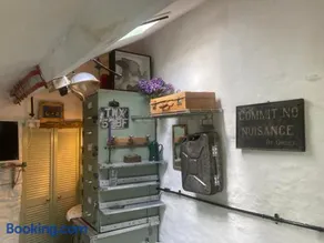 Tizzers Wash house - Image 3