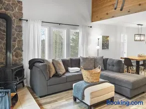 Cedar Village C107 - Image 2