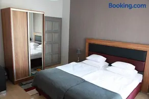 Portré Apartman - Image 3