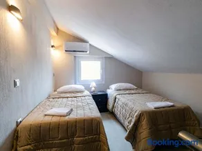 Kiosse Maisons by TravelPro Services Nea Flogita Halkidiki - Image 2