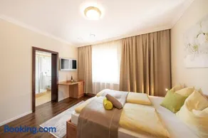 Boutiquehotel WEINSPITZ & Weingut STRAWANZER Donabaum - Image 3