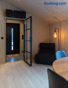 High standard cabin close to the Flå city center - Image 4