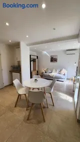 Charmant T2 Centre Ile Rousse - Image 2