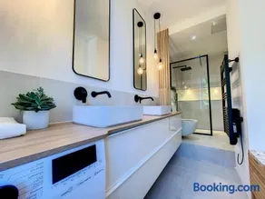 AppartChic - appartement standing - plein Centre & Parking privé - Image 1