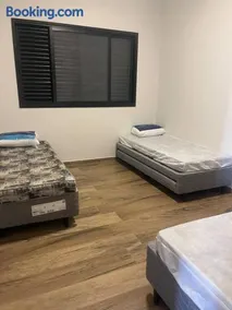 Linda casa com piscina Ninho Verde 2 - Pardinho - Image 3