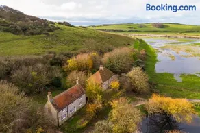 Kestrel Cottage at Seven Sisters Country Park - Image 3