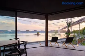 Seaside Villa SEEN Deep Sea - Image 1