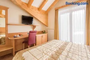 Hotel Panorama - Image 3