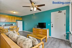 Royal Kuhio 1606 - Spacious Studio with Diamond Head City Views in the Heart of Waikiki! - Image 2