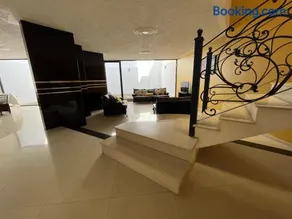 BEAUTIFUL PRIVATE HOUSE in the downtown with 3 floors - Image 1