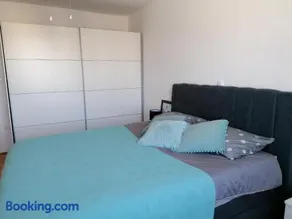 Sunny spot - Image 3