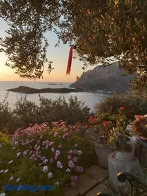 Elsa's house - Image 2
