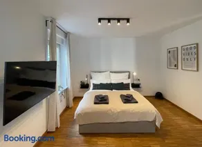 Zentrales Innenstadt Studio mit besonderem Flair - Image 1