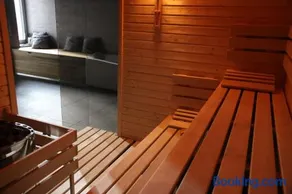 Blue House Relax - Image 1