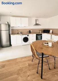 Appartement Pic Saint Loup, Jardin Privé, Proche Montpellier - Image 1