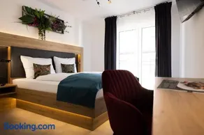 Bed and Breakfast - Homburg am Main - Image 1