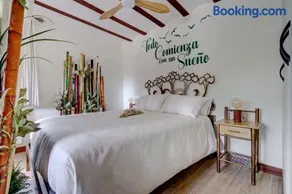 Bodega La Tomata - Image 4