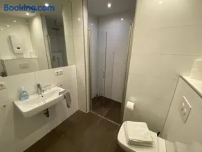 City Apartments - Image 4