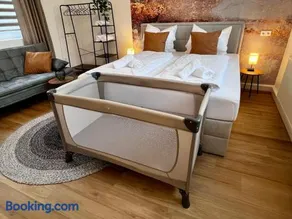 MAIN Cozy Casa am Ringpark Free Parking - Image 3