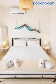 Haroupia The Residence - Image 3