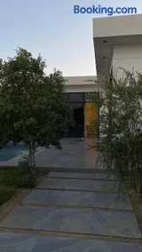 شاليه كحيلة الاصيلة حي النقيب رقم 2 - Image 4