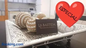 Apartamentos la Bastida - Image 1