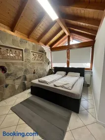 Stilvolle Wohnung mit Terasse und Garten - Image 2