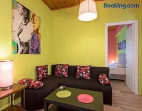Helena Apartments & Villas - Image 3