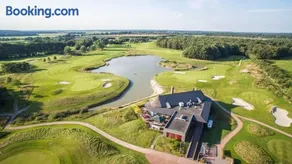 Golf Lodge - Image 2