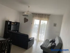 Superbe appartement avec parking privé, proche commerces et mer - Image 2