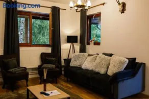 Hill Chalet - Image 4