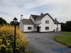 Wellfield Farmhouse - Image 1