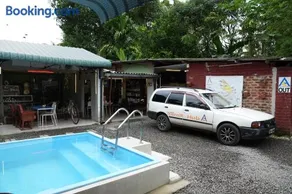 Airport A4 Transit Hub - Eco Chalets - CMB Free Airport Pick Up & Drop 24 hrs - Image 1