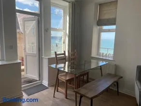 Woolacombe Seaside Apartment - Image 5