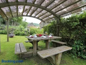 Gîte familial restauré avec jardin clos, équipements bébé, animaux acceptés, proche St-Julien-Chapteuil - Image 2