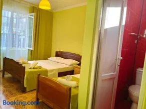 Guest house on Devyatnadtsataya - Image 2