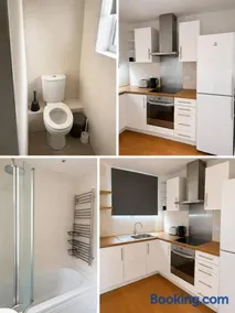 Station house - Image 4