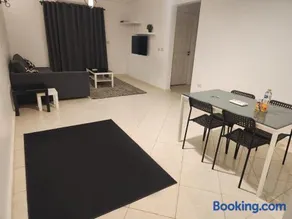 Stylish and modern apartment close to the airport - Image 3
