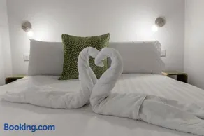 Exeter Escape Apartment- Short Stays UK Ltd - Image 2