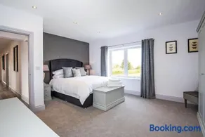 4 Bedroom Barn conversion in Beamish County Durham - Image 3