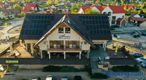 Szklarnia Restauracja i Pokoje Gościnne - Image 1