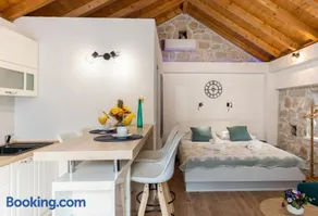 PERLA - small comfy house with the terrace - Image 2