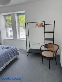 Bath house Holiday Luxury apartment - 2 bedroom - Image 5