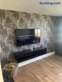 Sleeps 6 - Image 2