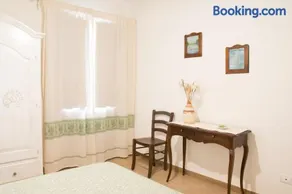 S'eredeu Apartments - Image 3