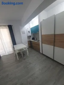 Brizza Apartments 3 Mamaia Nord - Image 4