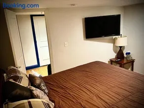Downtown Riverview Loft - Image 3