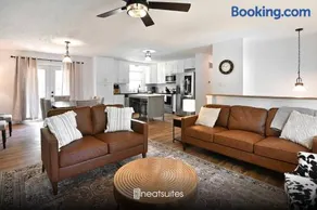 3BR Home for 8 - Only 5 Minutes to Ark - Foosball - Image 1