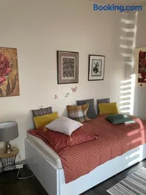 Petit studio meublé - Image 2