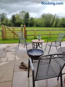 The Byre at Mill Farm Farlow - Image 5